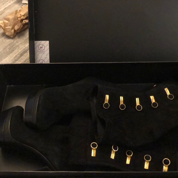 A pair of size 9 Rachel Zoe heal boots - Picture 2 of 6